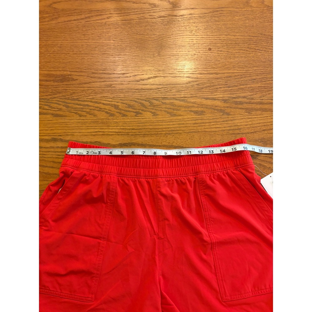 Athleta Wayfind Shorts Red Hiking Travel Activewear Pockets L NWT Athleisure - Picture 5 of 12